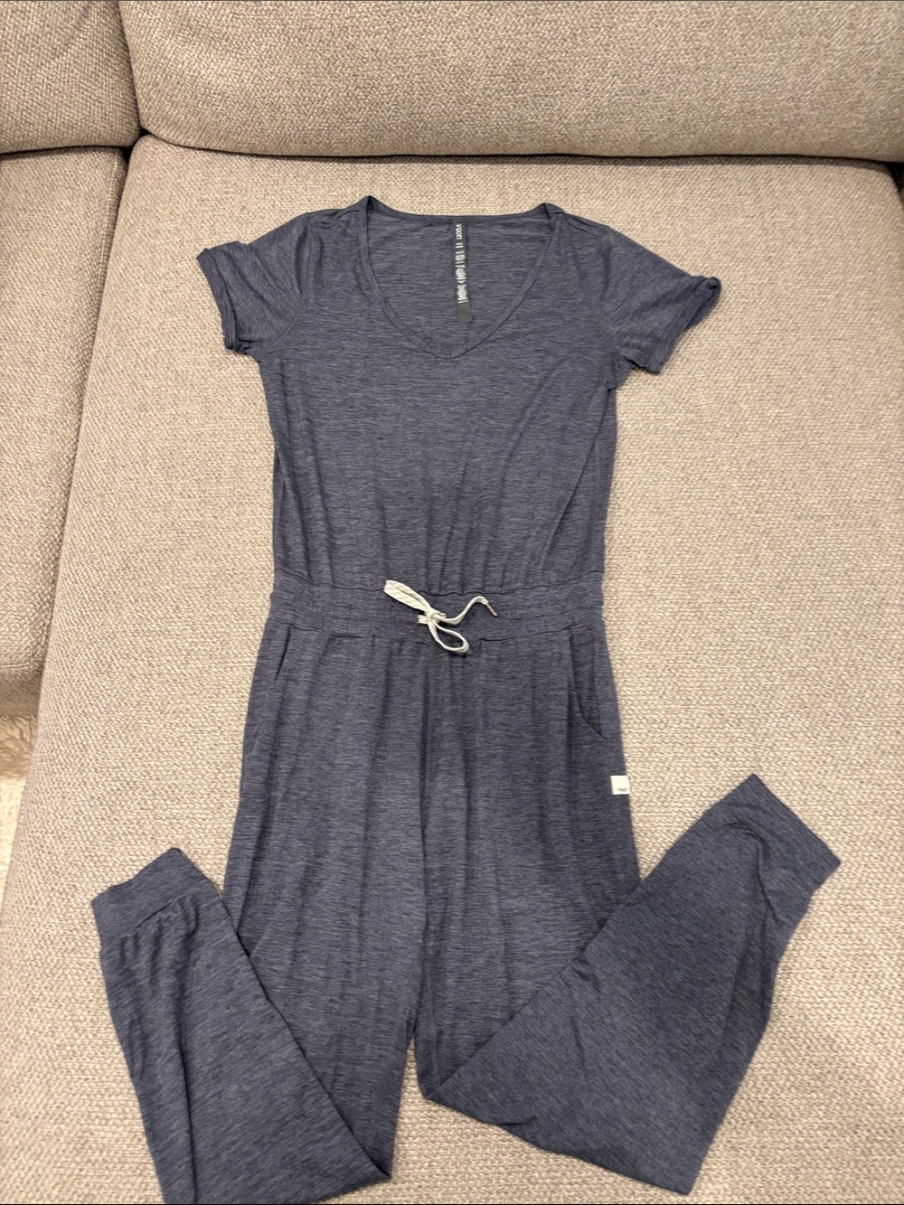 Vuori All Day charcoal HeatherShort-Sleeve Jumpsuit
